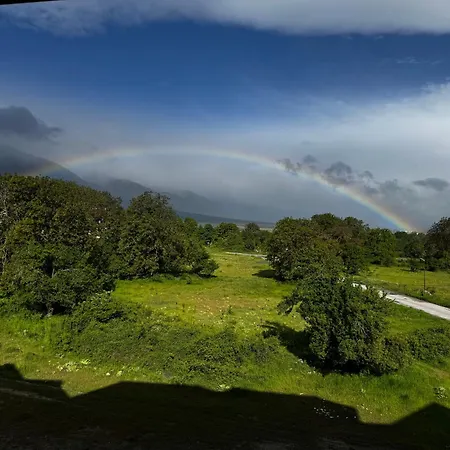 уютни планински с басейн в комплекс алпин лодж Lejlighed Bansko