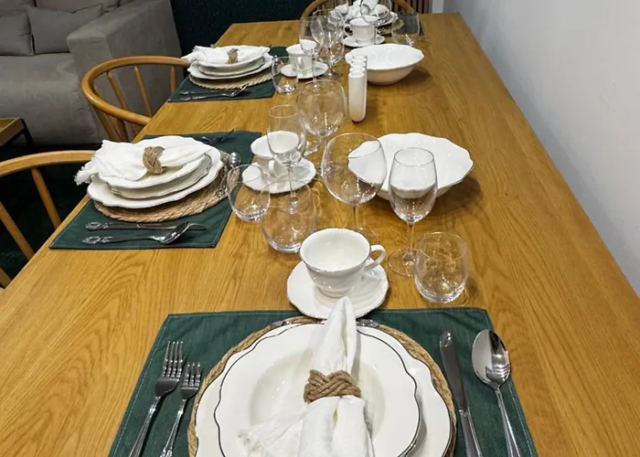 уютни планински с басейн в комплекс алпин лодж Lejlighed Bansko