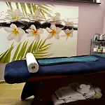 уютни планински с басейн в комплекс алпин лодж Lägenhet *