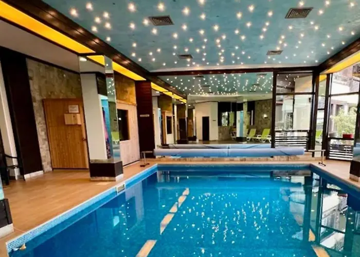 уютни планински с басейн в комплекс алпин лодж * בנסקו