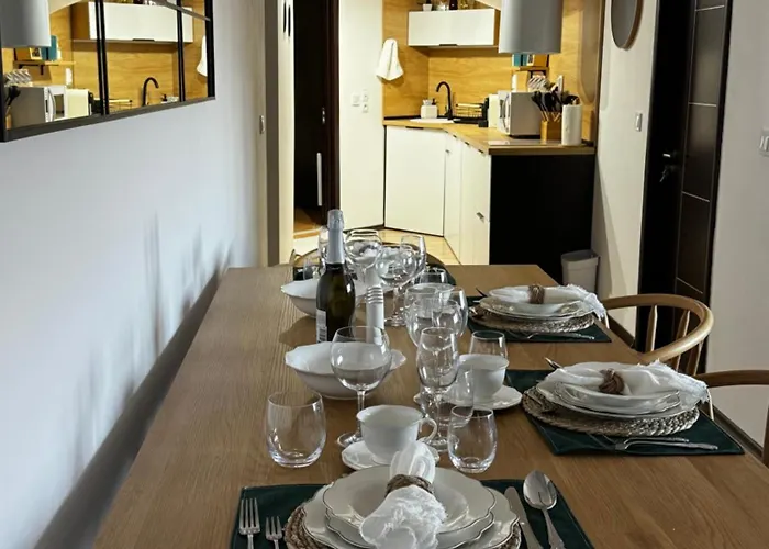 уютни планински с басейн в комплекс алпин лодж דירה